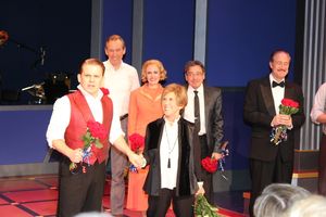 Robert Creighton, Peter Colley, Ellen Zolezzi, Riki Kane Larimer, Bill Castellino and Bruce Sabath @ BroadwayWorld Robert Creighton, Peter Colley, Ellen Zolezzi, Riki Kane Larimer, Bill Castellino and Photo