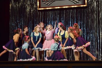 Olivia Williams and the Hotbox girls sing Bushel and a Peck
 Photo
