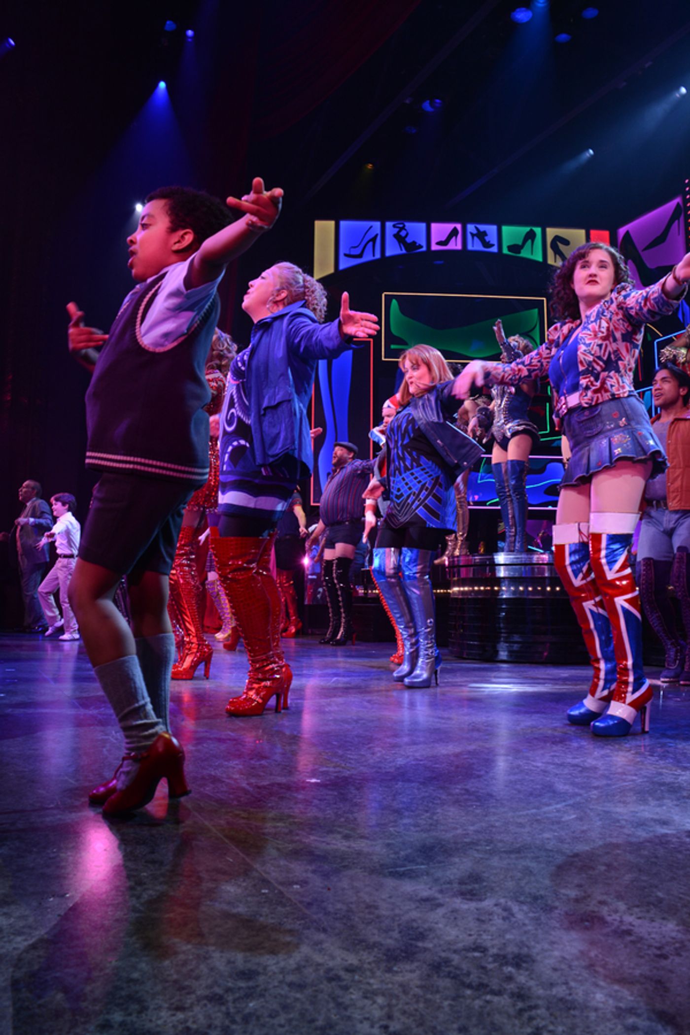 Photo Coverage: KINKY BOOTS Cast Celebrates Three Fabulous Years on Broadway!  Image