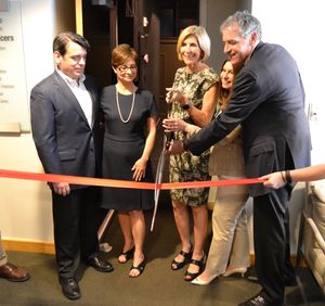 William Hayes, Sue Ellen Beryl, Mayor Jeri Muoio, Diane & Mark Perlberg Photo