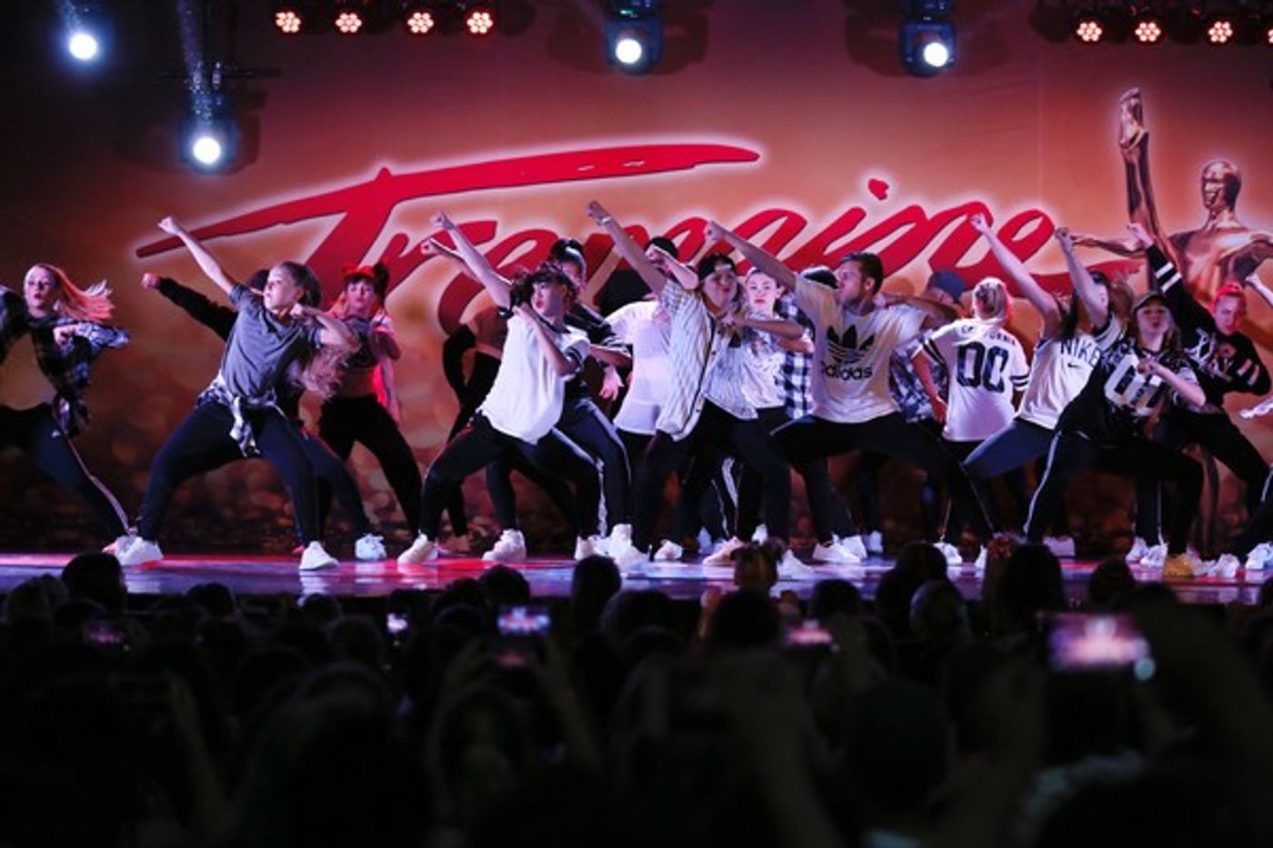 Photo Flash: Tremaine Dance Convention's 35th Anniversary Tour in Los Angeles  Image