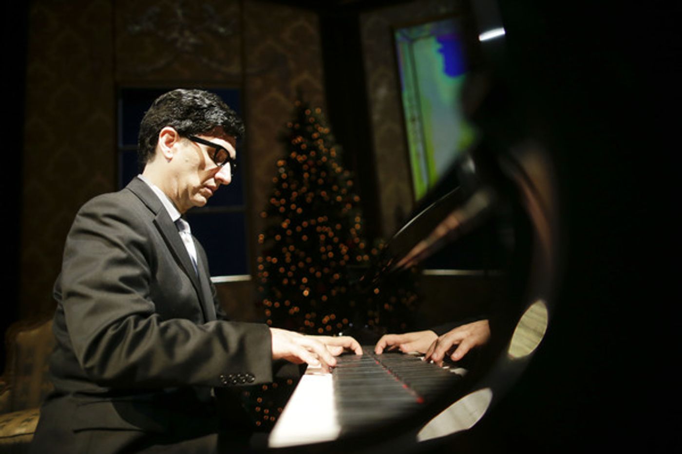 Photo Flash: First Look at HERSHEY FELDER AS IRVING BERLIN at Royal George Theatre  Image