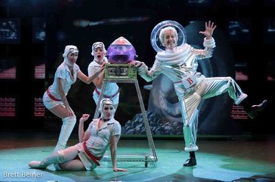 Shari Mocheit, Courtney Cerny, Kristen Noonan, Ed Kross Photo