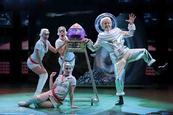 Shari Mocheit, Courtney Cerny, Kristen Noonan, Ed Kross Photo