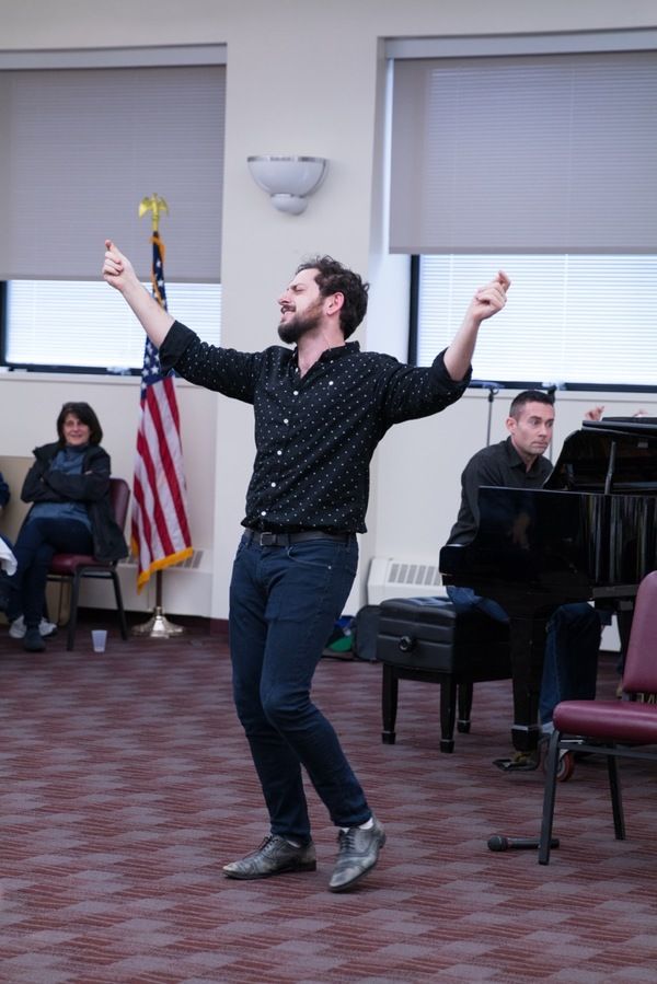 Photo Flash: Stars of FIDDLER ON THE ROOF Take Part in Sing For Your Seniors  Image