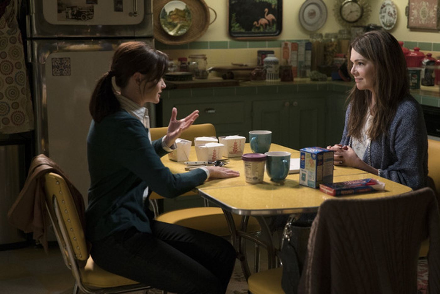 Photo Flash: Netflix Releases 'First Look' GILMORE GIRLS Images! Photo Flash: Netflix Releases 'First Look' GILMORE GIRLS Images! Image