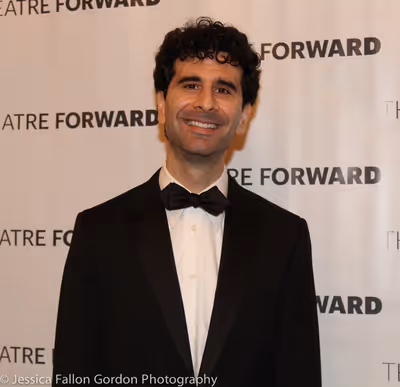 John Cariani Photo