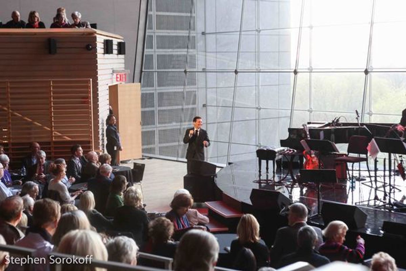 Photo Coverage: Michael Feinstein Brings The Great Jazz Standards to The Appel Room  Image