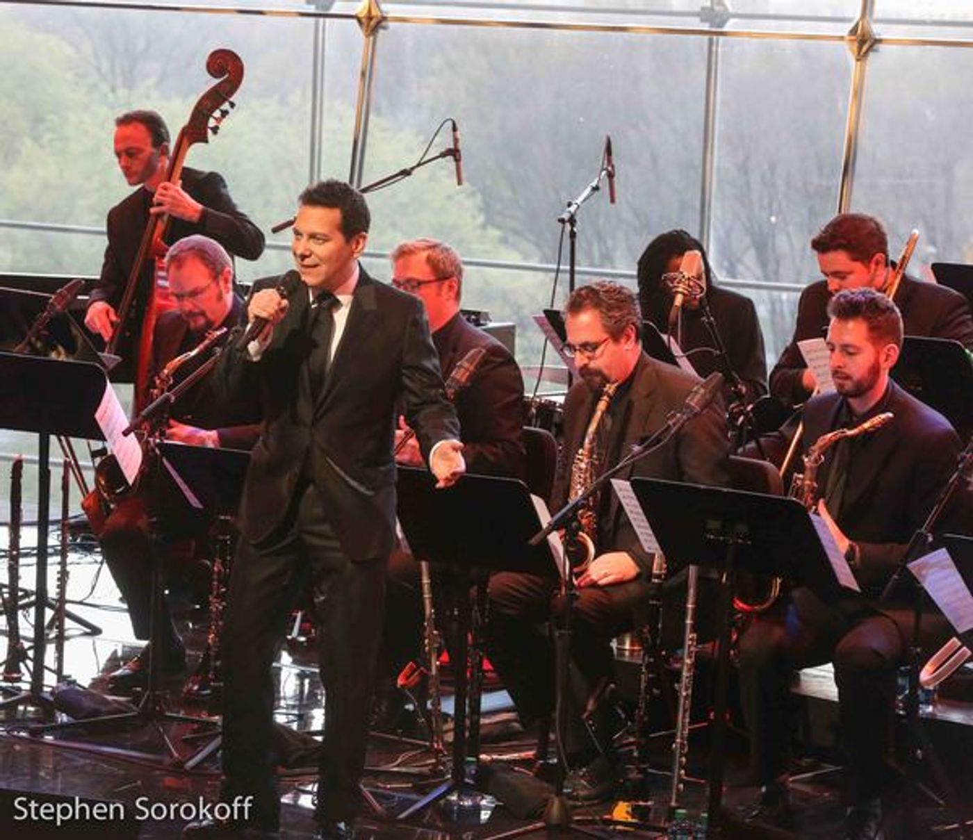 Photo Coverage: Michael Feinstein Brings The Great Jazz Standards to The Appel Room  Image