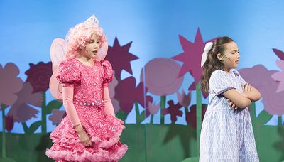 Makenna Jacobs (Pinkalicious), Rosamund Aaliyah Kuhlman (Allison) Photo