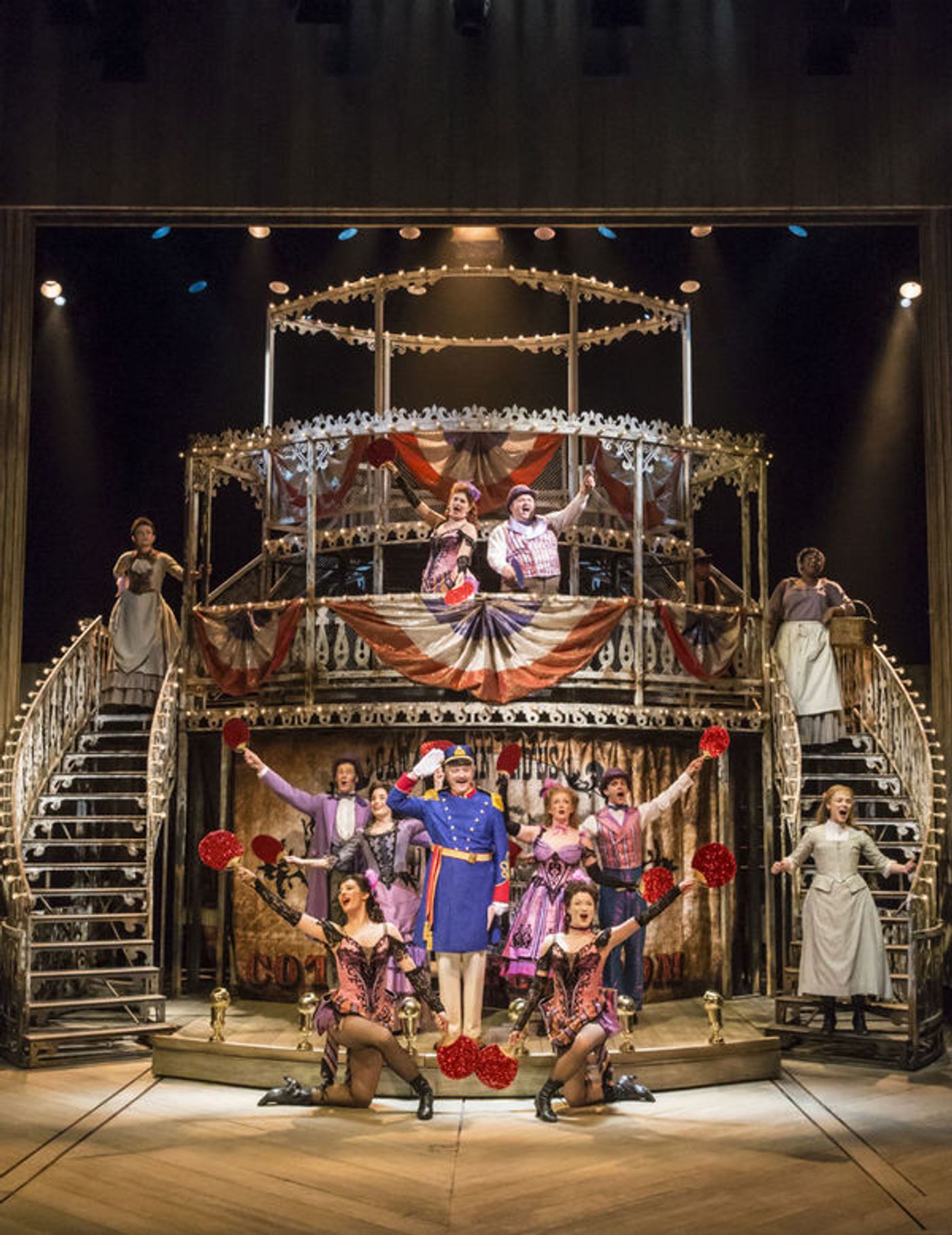 Photo Flash: First Look at Chris Peluso, Gina Beck and More in UK's SHOW BOAT  Image