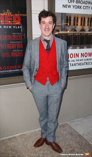 Carson Elrod @ BroadwayWorld Carson Elrod Photo