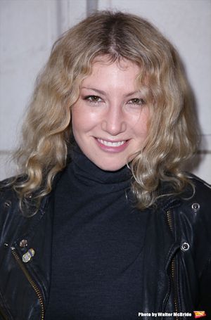 Ari Graynor  Photo