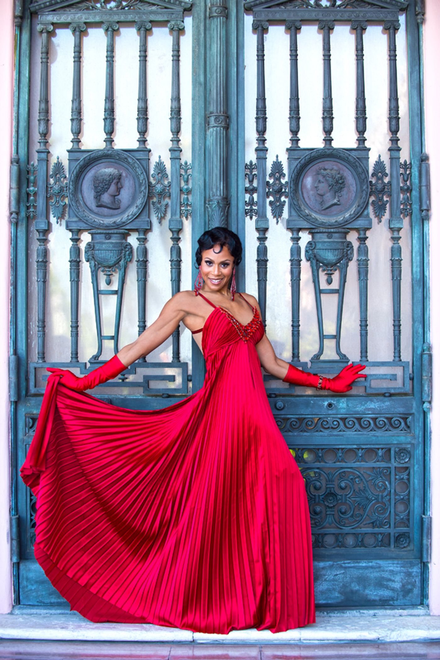 Photo Flash: Deborah Cox Stuns in Jazzy First Look at World Premiere Musical JOSEPHINE Photo Flash: Deborah Cox Stuns in Jazzy First Look at World Premiere Musical JOSEPHINE Image