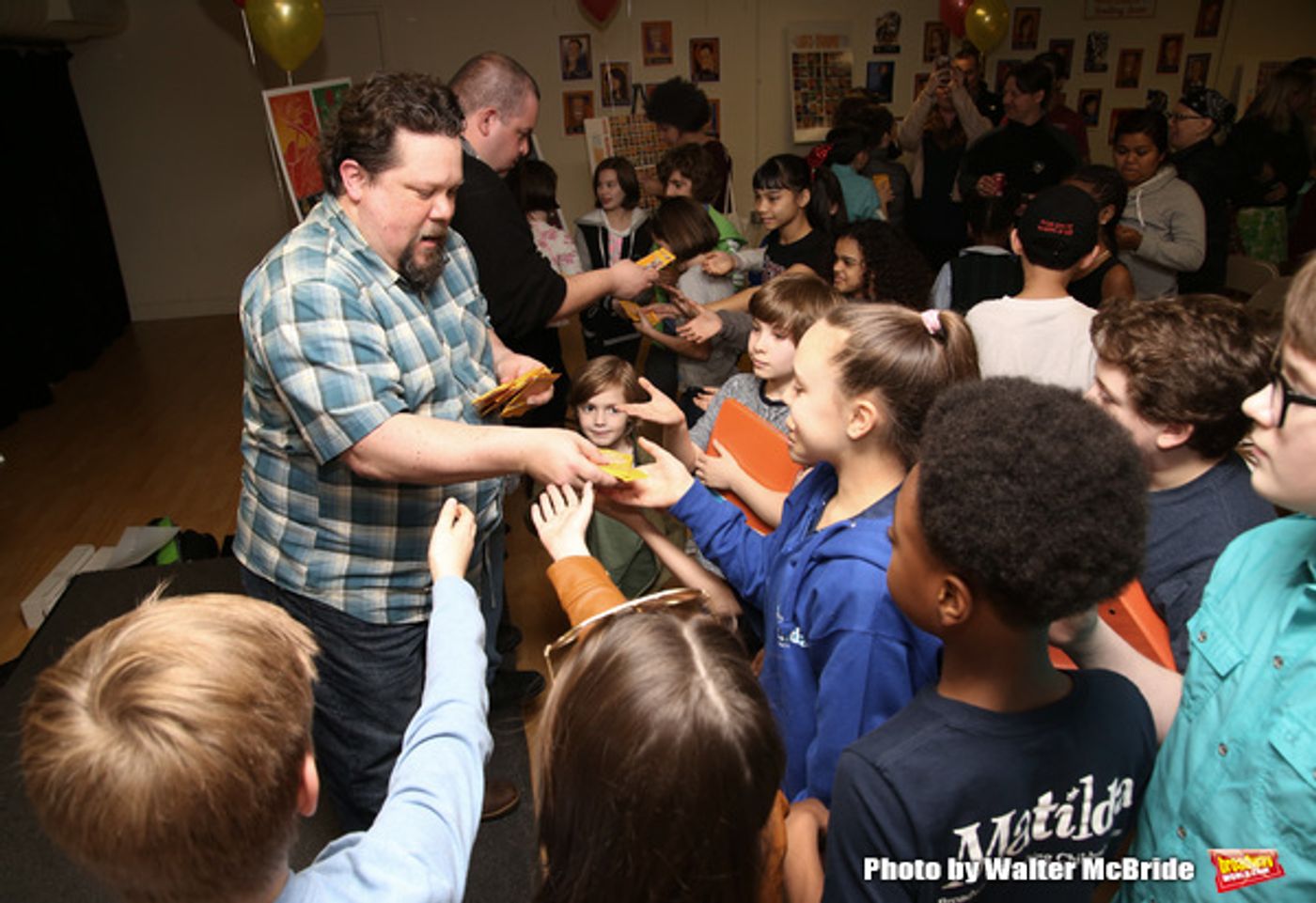 Photo Coverage: 'The Lights of Broadway Show Cards'  Spring 2016 Edition Launch  Image