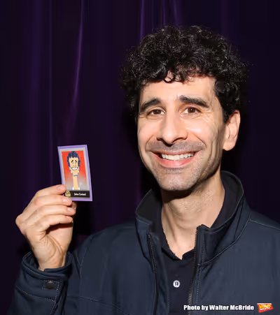 John Cariani  Photo