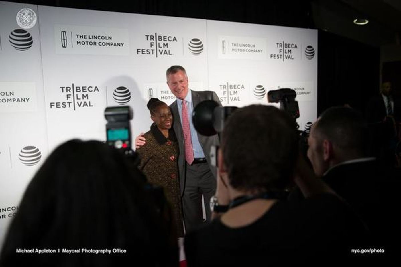 Photo Flash: Mayor Bill de Blasio and First Lady Chirlane McCray at Tribeca Film Festival Photo Flash: Mayor Bill de Blasio and First Lady Chirlane McCray at Tribeca Film Festival Image