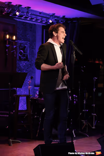 Jay Armstrong Johnson  Photo