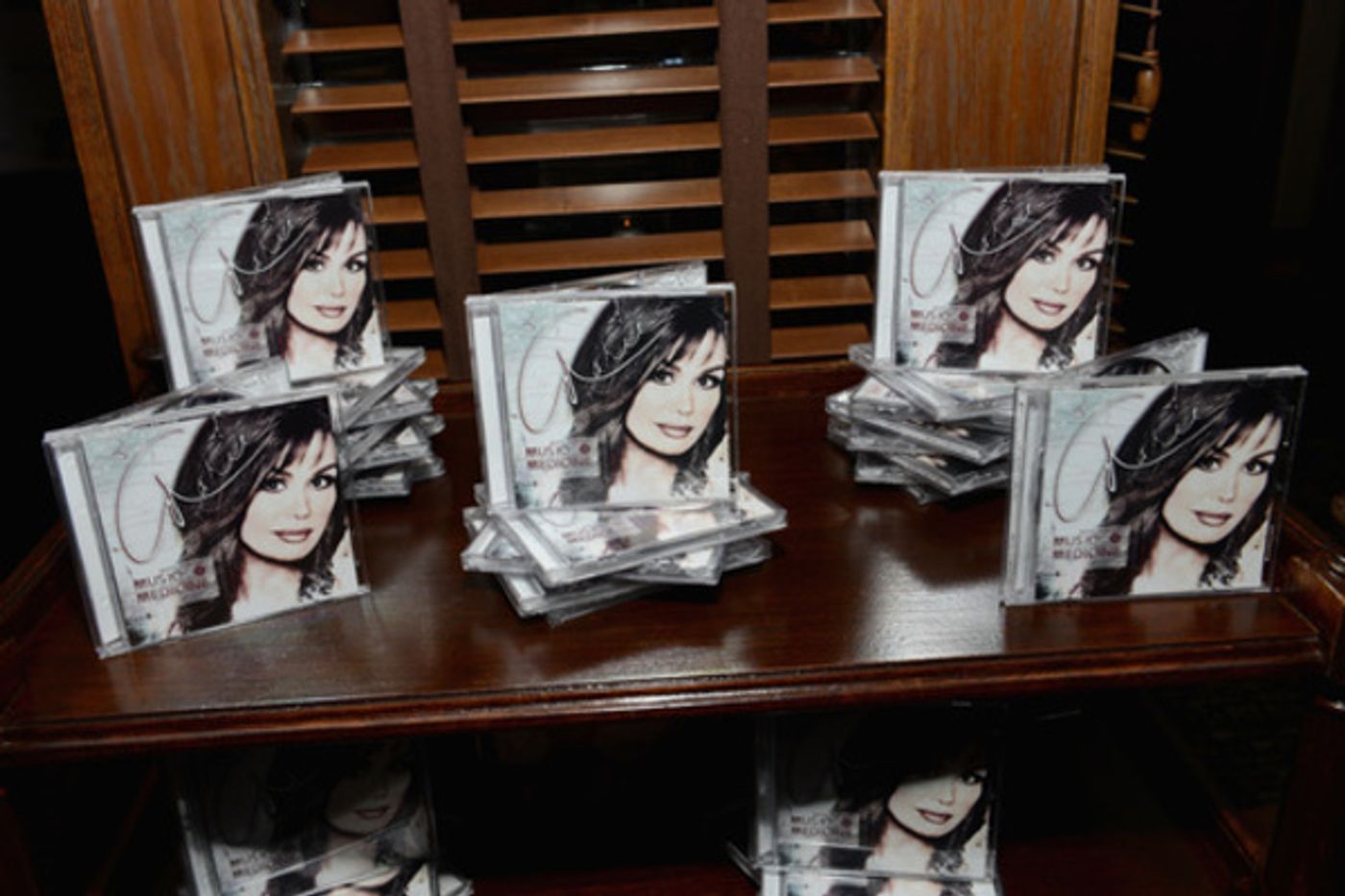 Photo Flash: Marie Osmond Celebrates Release of MUSIC IS MEDICINE Album Photo Flash: Marie Osmond Celebrates Release of MUSIC IS MEDICINE Album Image