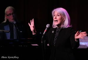 Jamie deRoy @ BroadwayWorld Jamie deRoy Photo