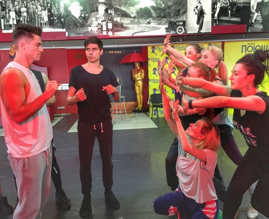 Photo Flash: Broadway Dreams Foundation Travels to Russia Image