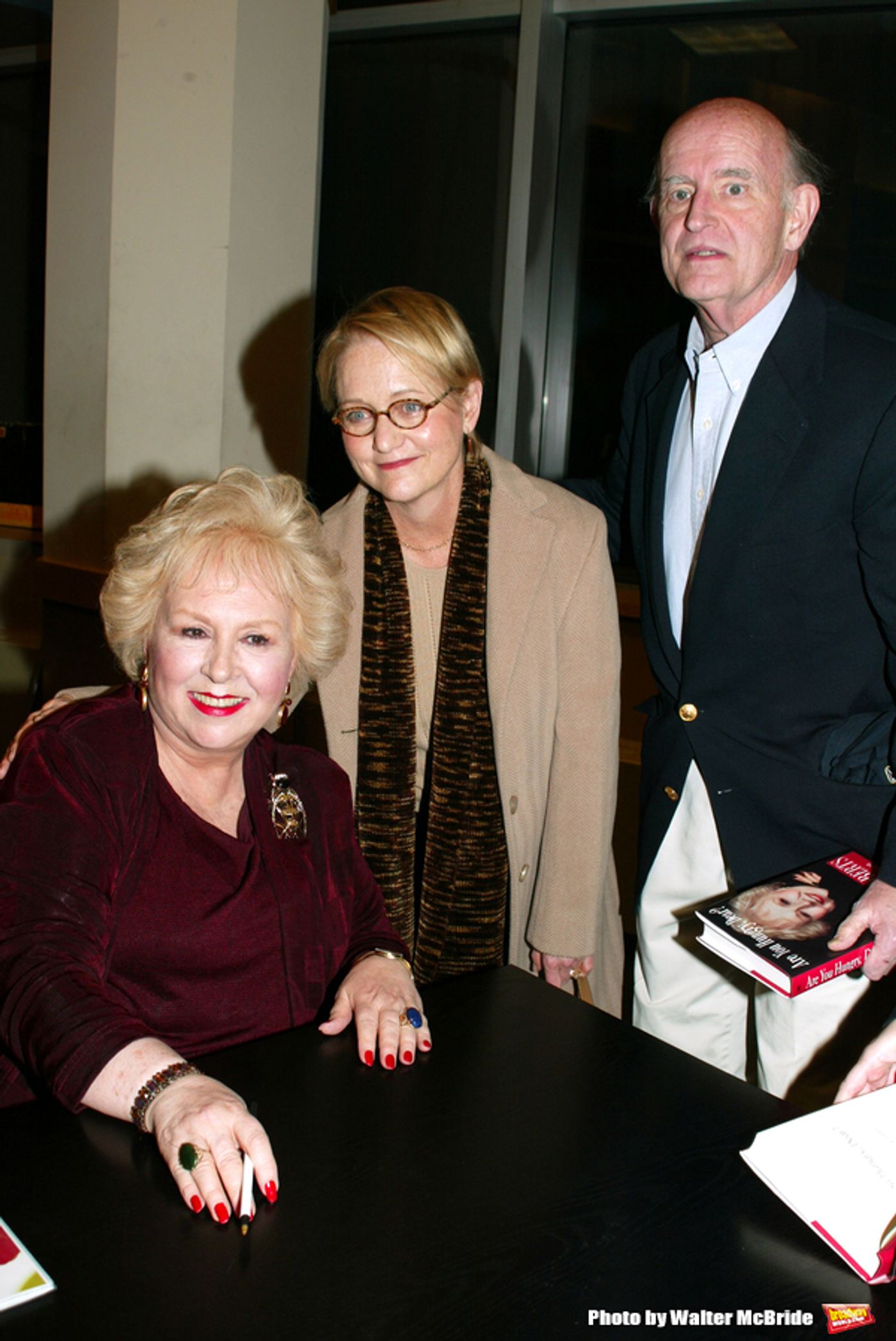 Photo Flash: Remembering Doris Roberts  Image