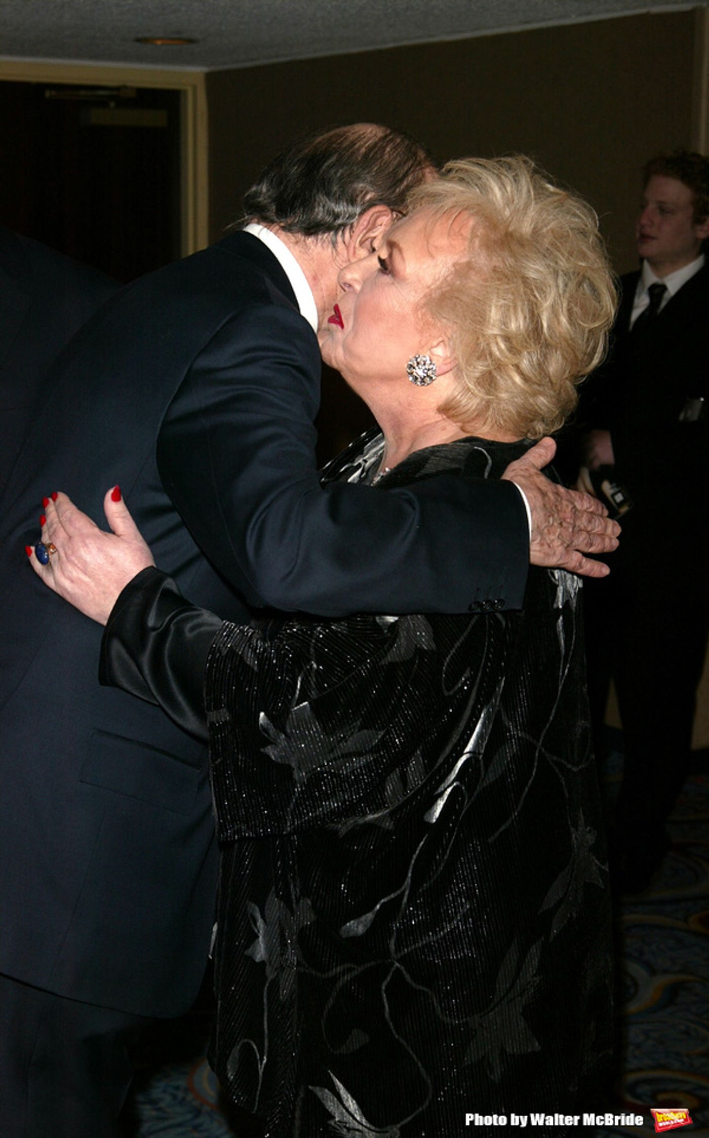 Photo Flash: Remembering Doris Roberts  Image