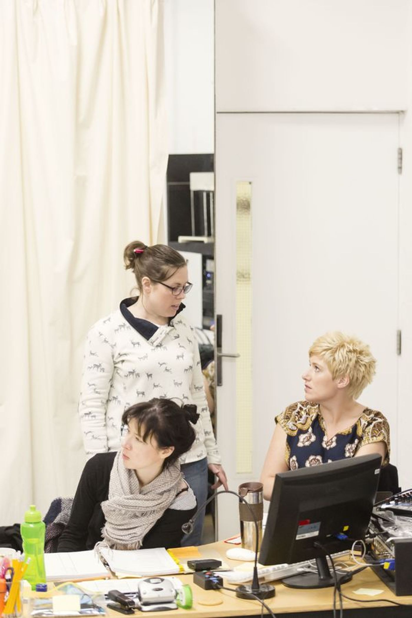 Photo Flash: In Rehearsal with Lily James, Richard Madden & More for Kenneth Branagh's ROMEO AND JULIET  Image