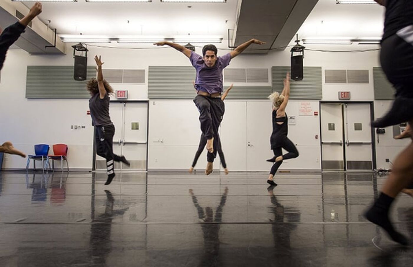 Photo Flash: Sergio Trujillo Visits Rehearsal for R.Evolucion Latina's BOUTIFUL Photo Flash: Sergio Trujillo Visits Rehearsal for R.Evolucion Latina's BOUTIFUL Image