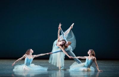 Miami City Ballet dancers in SERENADE. Choreography by George Balanchine, Copyright T Photo