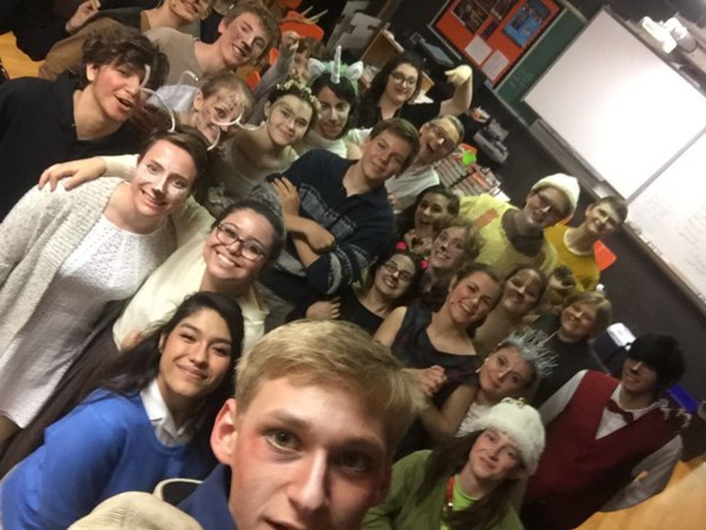 Photo Flash: TUCK EVERLASTING, AN AMERICAN IN PARIS, and More Take Saturday Intermission Pics!  Image