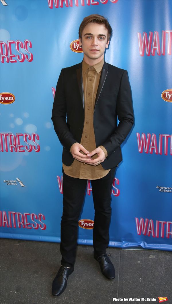 Sean Grandillo  Photo