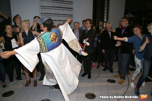 Alex Michael Stoll and cast  Photo