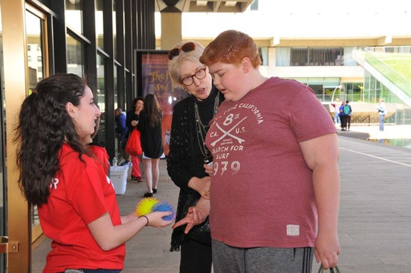 Photo Flash: Broadway's THE KING AND I Partners with TDF for Autism-Friendly Performance Photo Flash: Broadway's THE KING AND I Partners with TDF for Autism-Friendly Performance Image