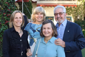 Stephanie Pew, Bobby Lindsay, Diana Barrett, Bob Villa Photo