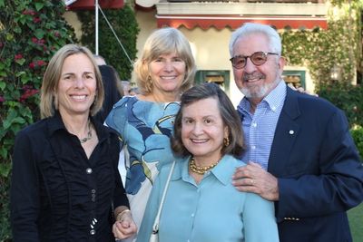 Stephanie Pew, Bobby Lindsay, Diana Barrett, Bob Villa Photo