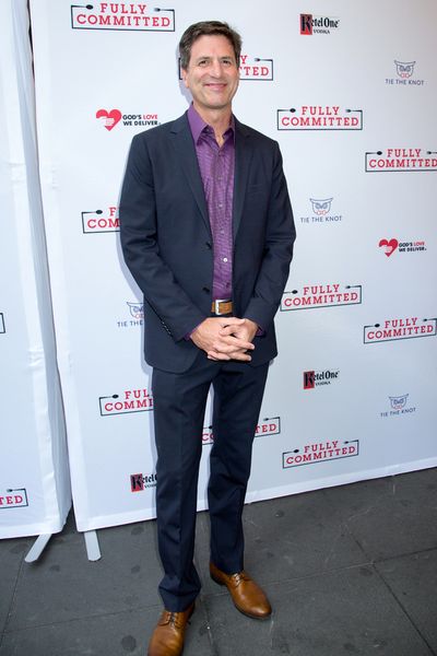 Steve Levitan Photo