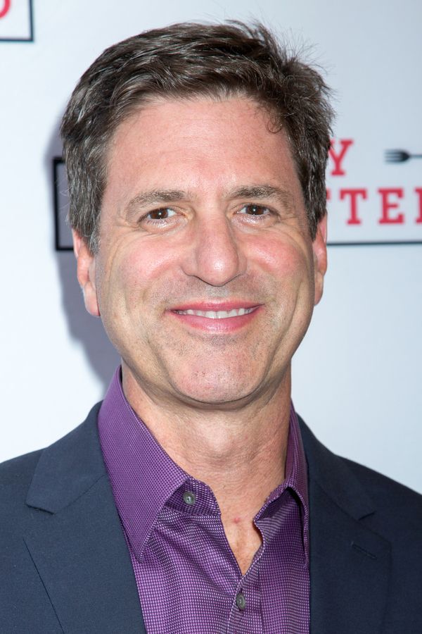 Steve Levitan Photo