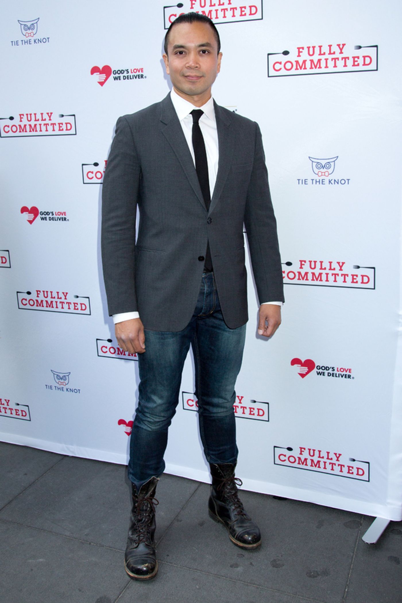 Photo Coverage: On the Red Carpet for Opening Night of FULLY COMMITTED with Eric Stonestreet, Bernadette Peters & More!  Image