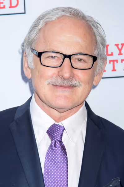 Victor Garber Photo