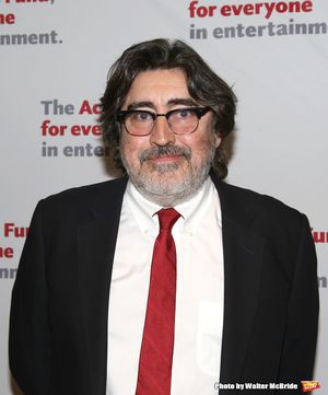 Alfred Molina Photo
