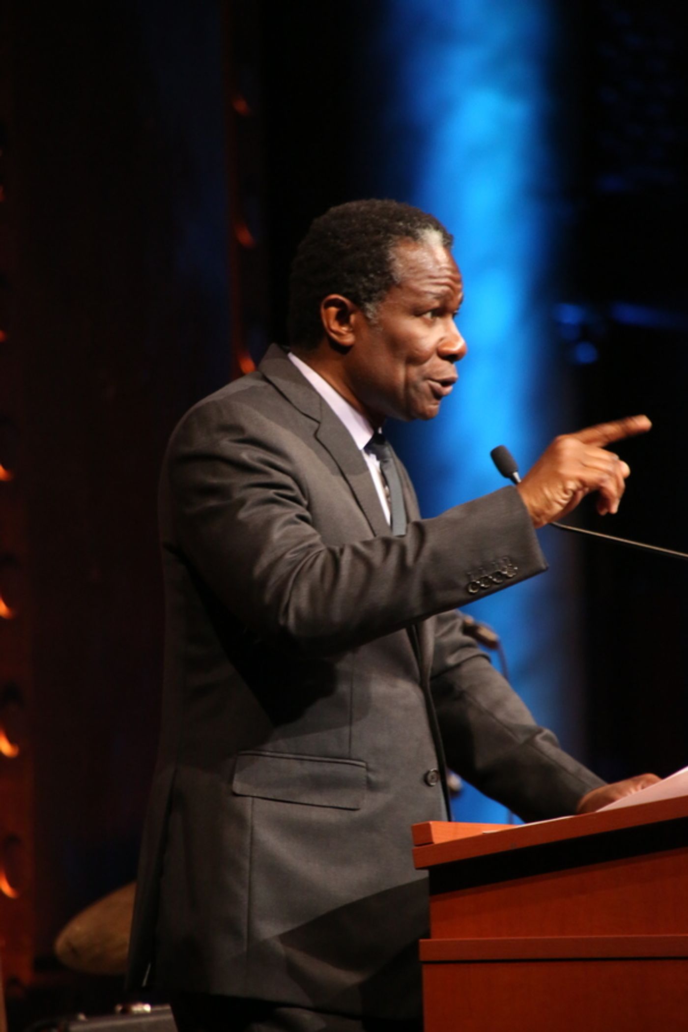 Photo Flash: Kathryn Hunter, Julie Taymor, Jonathan Cake and More Attend Theatre for a New Audience's Shakespeare Gala  Image