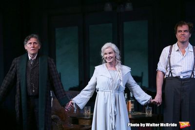 Gabriel Byrne, Jessica Lange and Michael Shannon  Photo