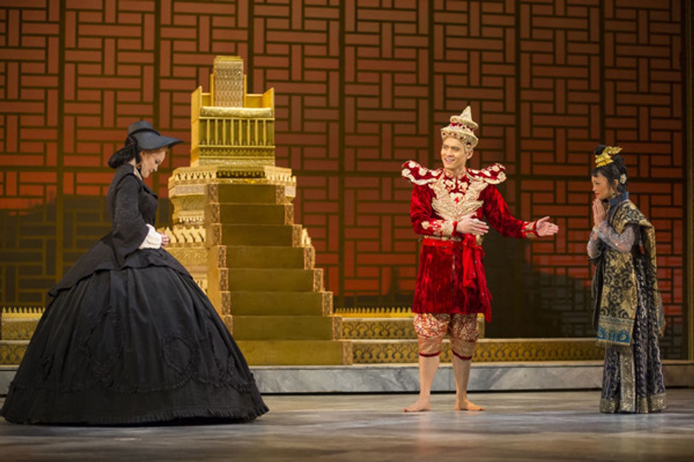 Photo Flash: First Look at Kate Baldwin, Paolo Montalban & More in Lyric Opera of Chicago's THE KING AND I  Image