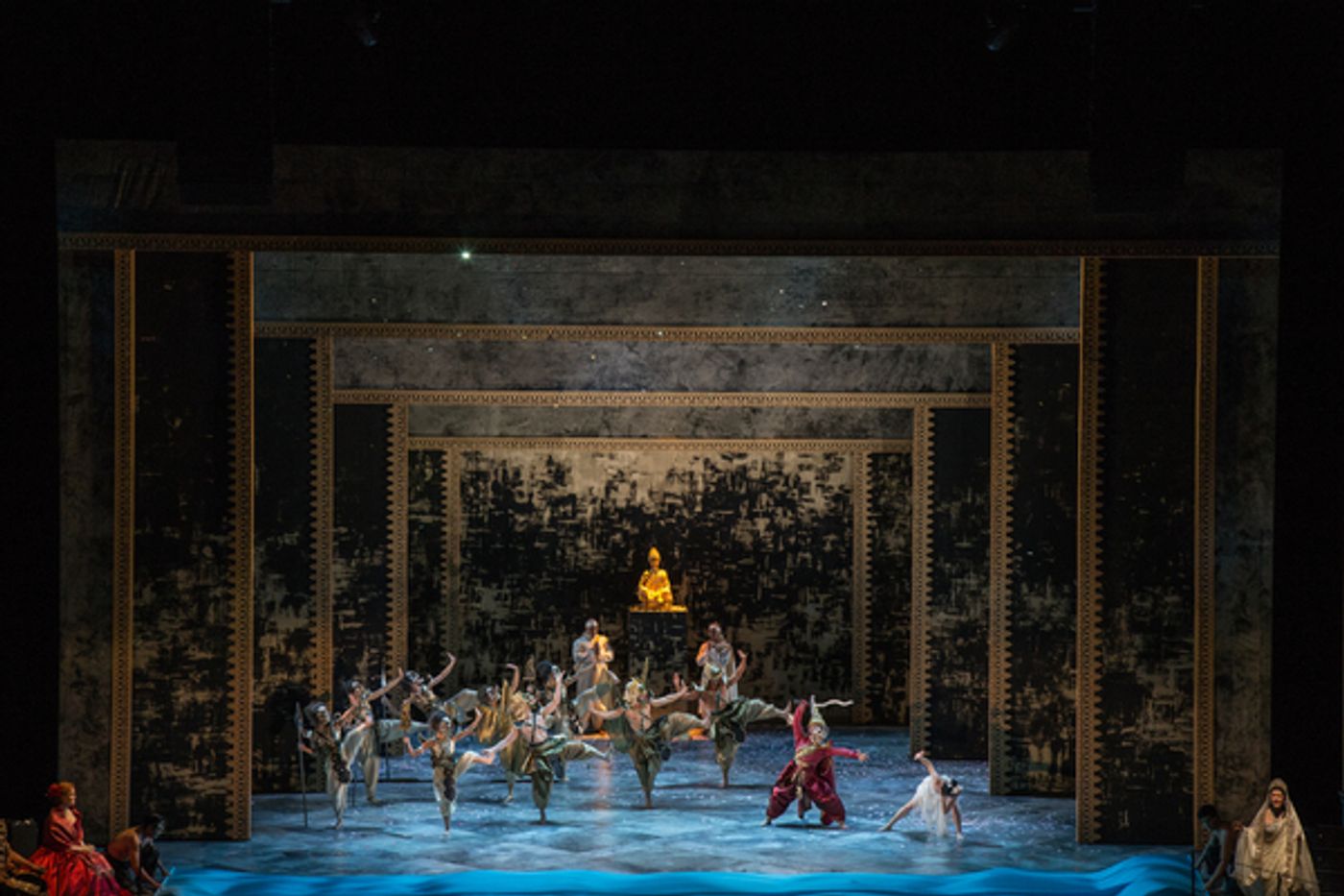 Photo Flash: First Look at Kate Baldwin, Paolo Montalban & More in Lyric Opera of Chicago's THE KING AND I  Image