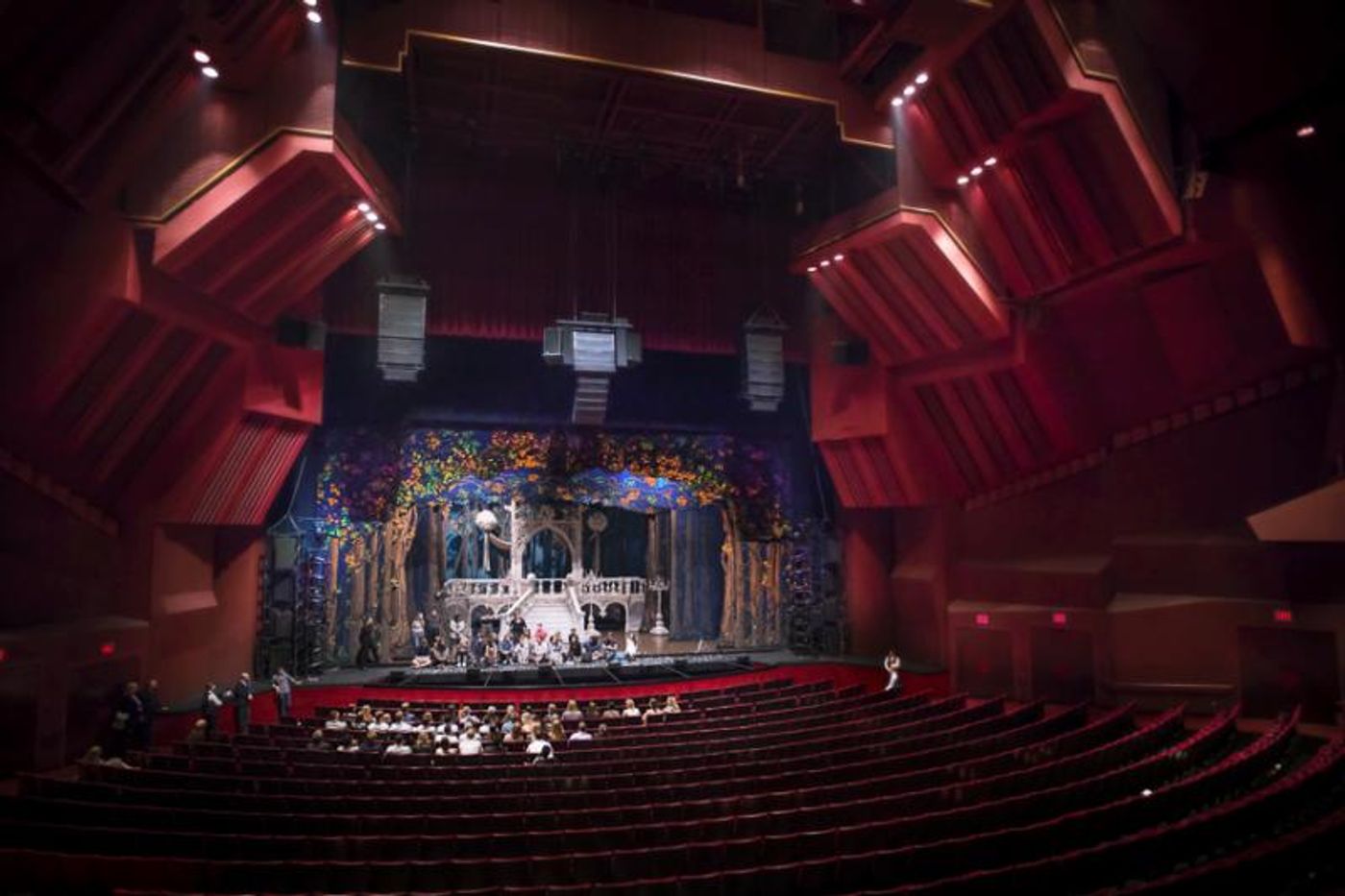 Photo Flash: USA Volleyball Visits Segerstrom Center for the Arts to See CINDERELLA!  Image