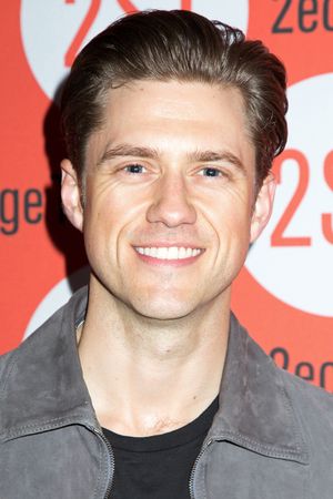 Aaron Tveit @ BroadwayWorld Aaron Tveit Photo