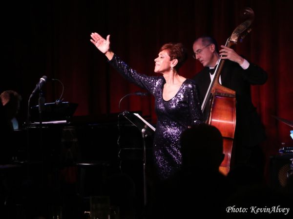 Iris Williams Photo