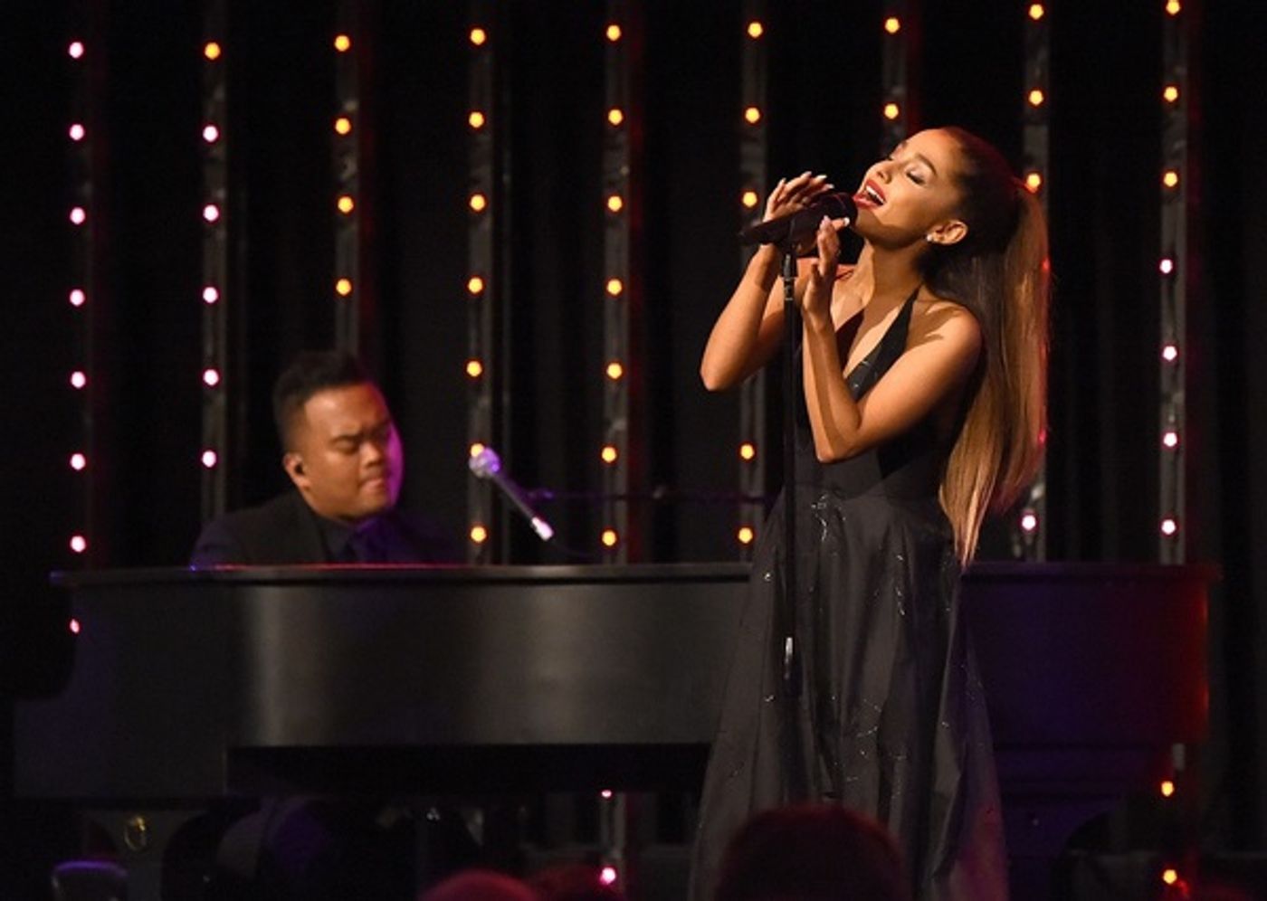 Photo Flash: Ariana Grande and Chondra Profit Perform at 2016 Delete Blood Cancer DKMS Gala  Image