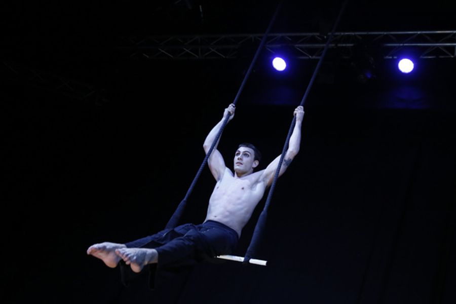 Photo Flash: First Look at Circa's CLOSER at Udderbelly Festival Image